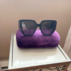 SOLD Original Sunglasses Gucci GG 0956S with case